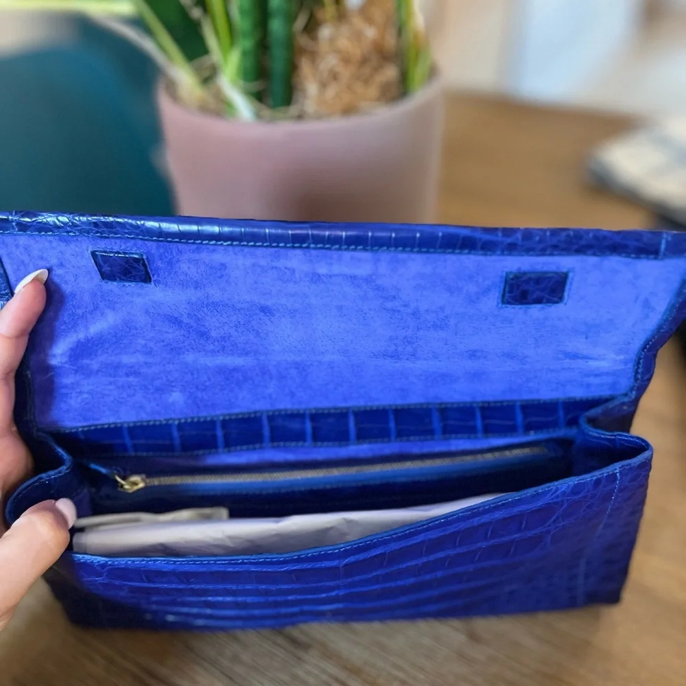 Elegant Blue Nancy Gonzalez Blue Crocodile Leather Clutch - NWT - Picture 5 of 8